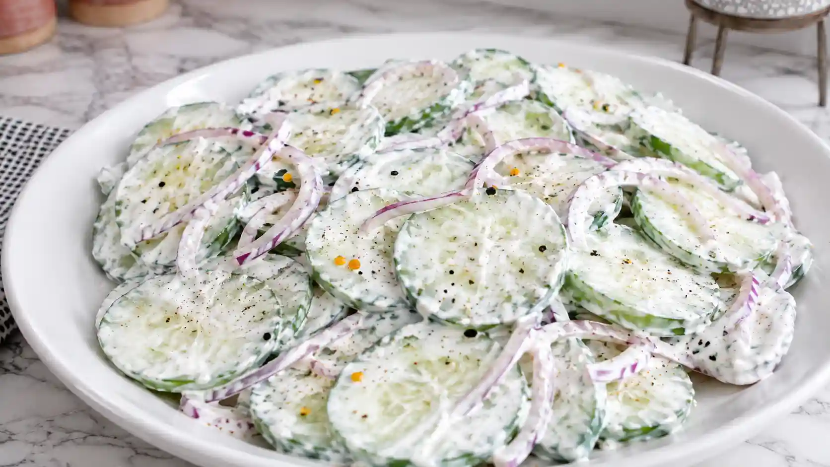 Everything Bagel Cucumber Salad: A Creamy, Crunchy Side Dish