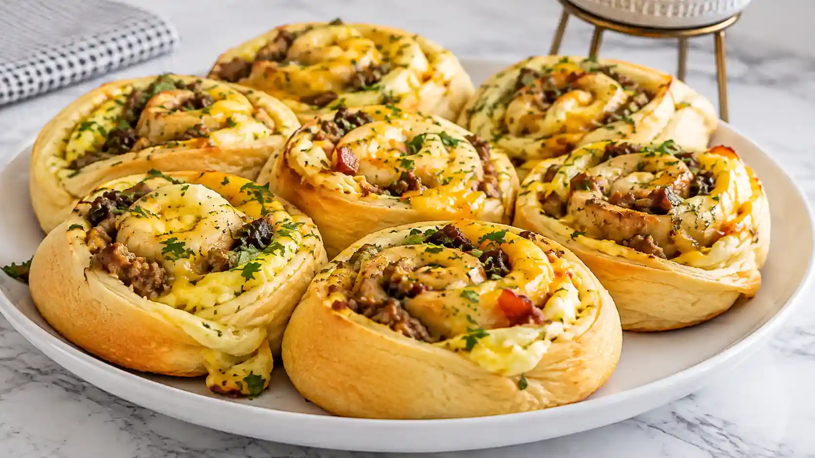 Breakfast Rolls With Crescent Rolls: A Cheesy, Hearty Breakfast On The Go