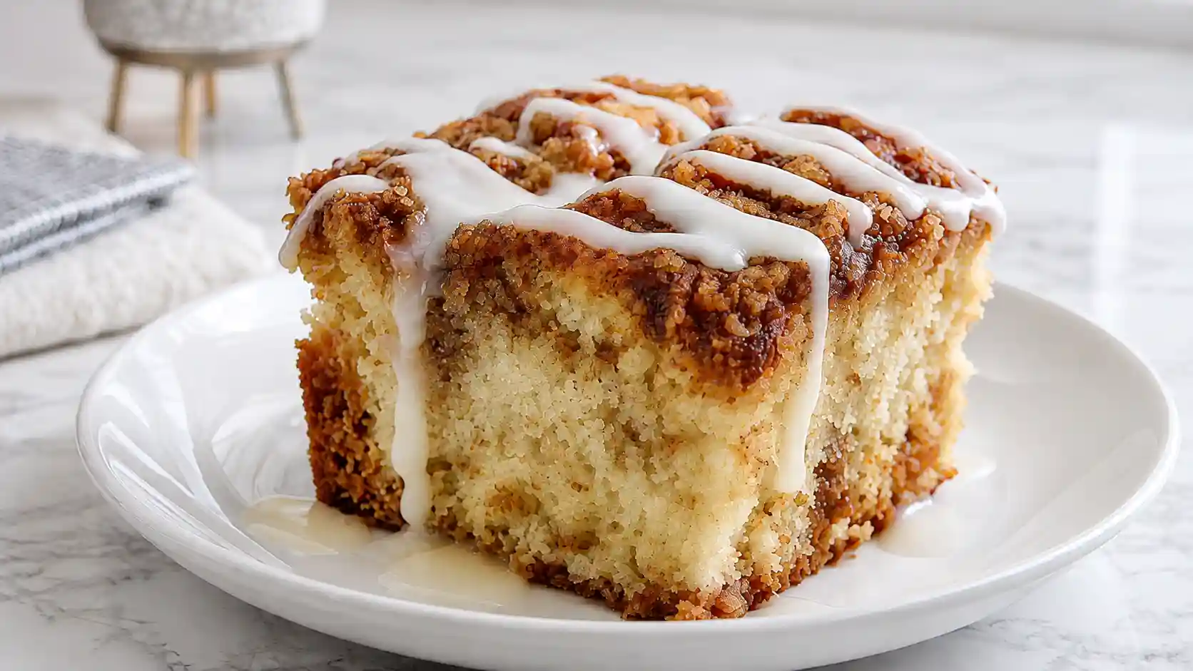 Cinnabon Cinnamon Roll Cake - Easy Cinnamon Dessert Recipe